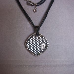 DAVID YURMAN BLECK DIAMOND NECKLACE